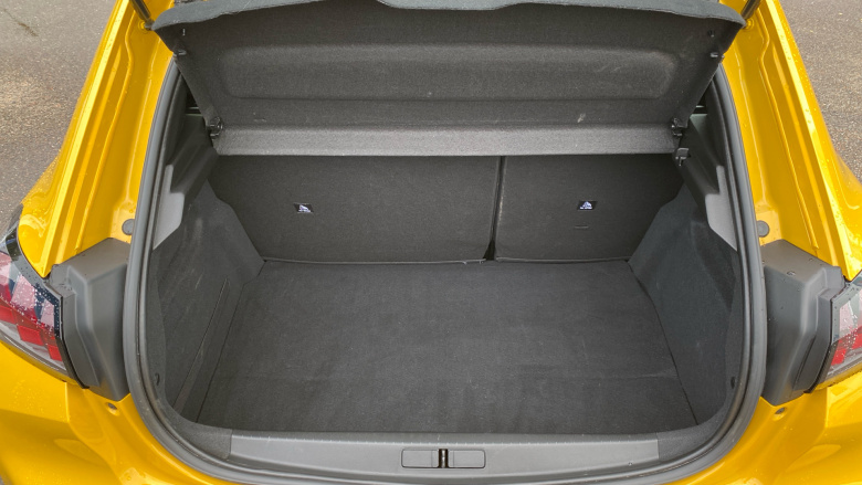 Peugeot 208 1.2 PureTech Active Premium 5dr Petrol Hatchback